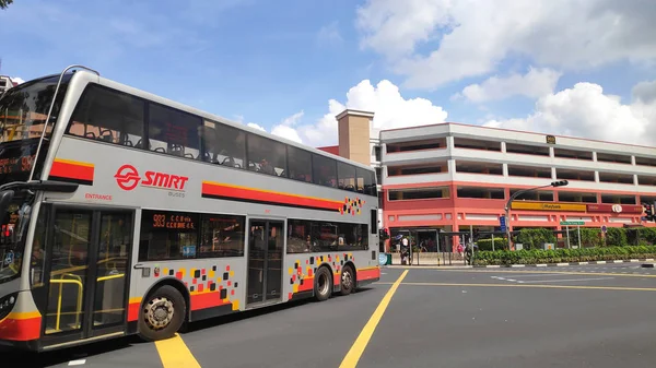 Singapore Dec 2018 Smrt Busfahrt Auf Der Singapore Street Singapore — Stockfoto