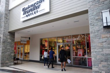 Genting Highlands, Malezya - 03 Aralık 2018: Evrensel Traveller mağaza Genting Highlands, Malezya. Evrensel gezgin olan kış giyim ve aksesuarları çeşitli sunar.