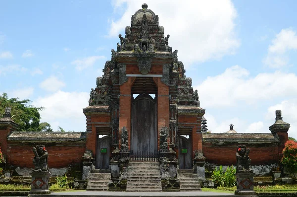 Portão Templo Pura Taman Ayun Bali Indonésia — Fotografia de Stock