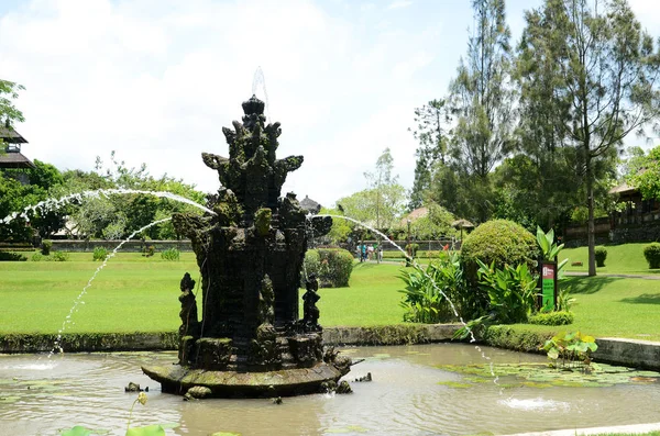 Bali Indonésie Février 2019 Fontaine Près Porte Principale Pura Taman — Photo