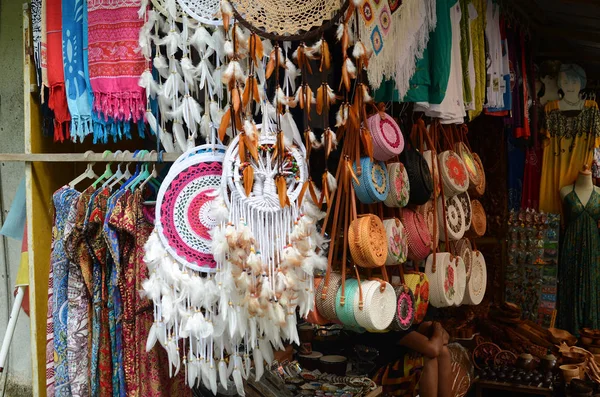 Bali Indonezja Luty 2019 Różne Kolorowe Rzemiosła Sprzedaż Rynku Bali — Zdjęcie stockowe