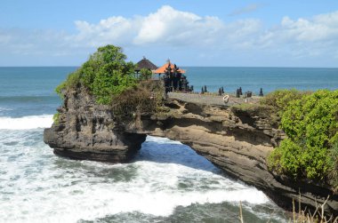 Pura Batu Bolong Bali kaya, Endonezya