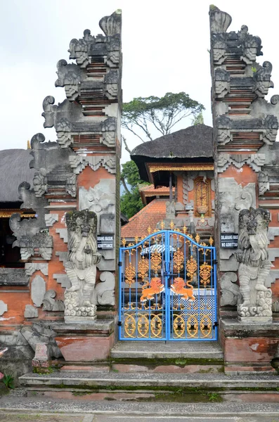 Puerta del Templo Pura Ulun Danu en Bali — Foto de Stock