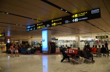 Changi Havaalanı Singapur Terminal 1 iç