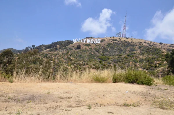 Célèbre enseigne hollywoodienne à Los Angeles, Californie . — Photo