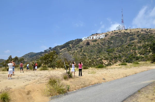 Famoso cartel de Hollywood en Los Ángeles, California . — Foto de Stock