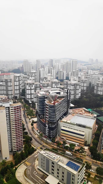 La qualità dell'aria a Singapore entra nella gamma malsana in una giornata nebbiosa — Foto Stock
