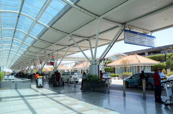 Ngurah Rai International Airport is the main airport in Bali loc — Stock Photo, Image