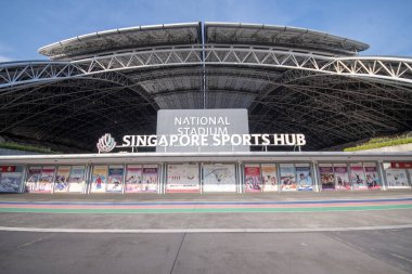 Singapur-6 Eylül 2025: Singapur Ulusal Stadyumu 'nun dışı. Doğal havalandırmalı bir tasarımı ve katlanabilir bir çatısı var..