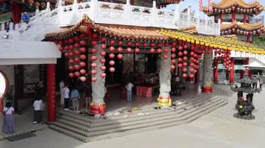 Kuala Lumpur, Malezya-15 Ağustos 2025: Thean Hou Tapınağı Kuala Lumpur, Malezya. Tapınak, Çin deniz tanrıçası Mazu 'ya adanmış altı katlı bir tapınaktır.