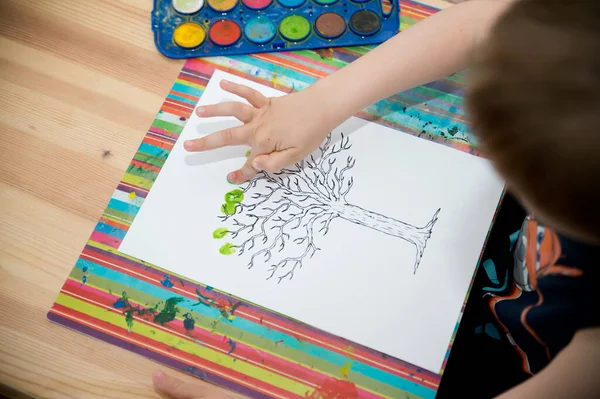 Jogo De Impressões Digitais Para Crianças. Pintura Com Dedos De Bebês E  Arte. Crianças Aprendendo a Desenhar a Atividade De Jardim Ilustração do  Vetor - Ilustração de papel, kindergarten: 254170185