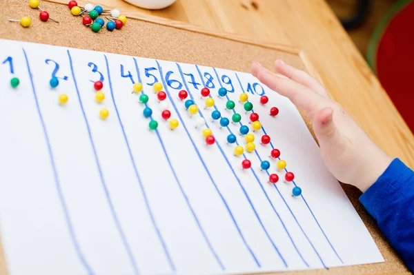 Kinder Lernen Bis Zehn Zählen Vorschul Oder Sonderpädagogische Aufgaben Montessori — Stockfoto