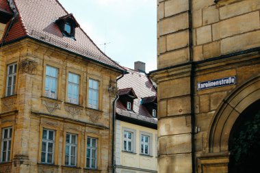 Bamberg, Almanya - 04 01 2013: güneşli kış gün Bamberg sokaklarda görünümlerini