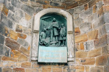 Karlovy Vary - 04 01 2013: Görünümünü sokaklarda Karlsbad, Çek Cumhuriyeti. Simge yapılar