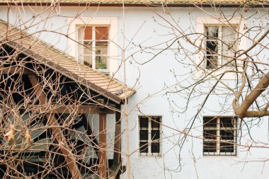 Prague, Çek Cumhuriyeti - 04 02 2013: Mimarlık, binalar ve Simgesel Yapı cephe evin