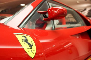 Maranello, İtalya - 03 26 2013: spor arabalar Ferrari müzede sergi Müzesi