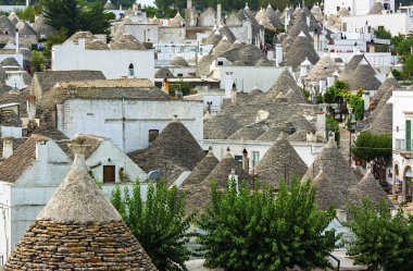 Alberobello - puglia, İtalya'nın panoramik görünüm