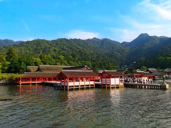 Miyajima Island, The famous Floating Torii gate in Japan. - Immagine — Stock Photo, Image