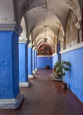 Cennete Açılan Kapı | Sevilla sokak, Arequipa Santa Catalina manastırı içinde, 