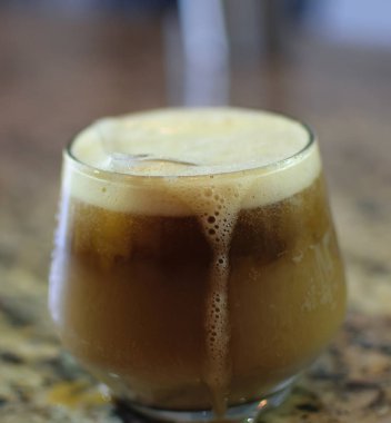 Nitro demlenmiş kahve / bira