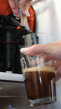Nitro demlenmiş kahve / bira