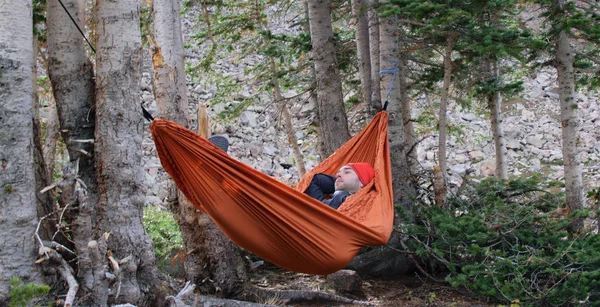 Hamak dağ gölleri Backpacking Trek sonra tarafından