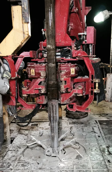 Ijzeren Roughneck Drilling Rig — Stockfoto
