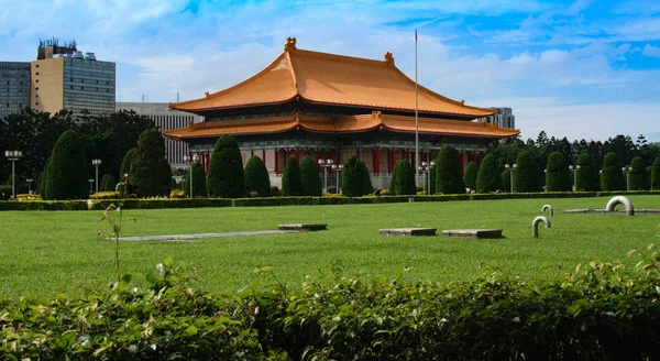 Taipei Memorial Museum Park — Stockfoto