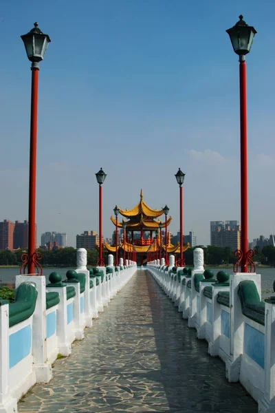 Знаменитые Туристические Достопримечательности Тайваня Lotus Pond Kahosiung — стоковое фото