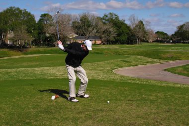 Eylem golf salıncak çerçeve on the tee kutusuna hit top ile