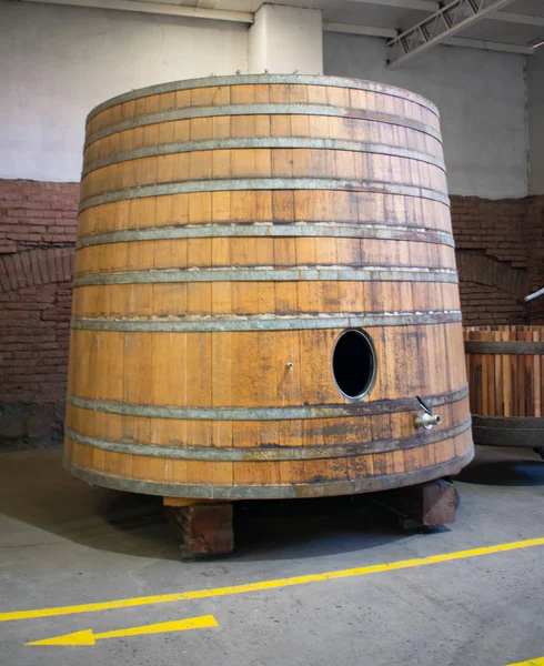 Wooden Mixing Tank For making wine at Chilean Winery near Santia