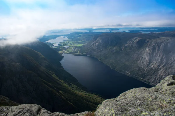 Sendero Senderismo Reinaknuten Stavanger Noruega Día Brillante — Foto de Stock