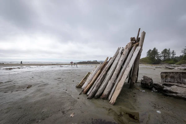 Shelter Made Driftwood Found Chesterman Beach West Coast Vancouver Island — Stock Photo, Image