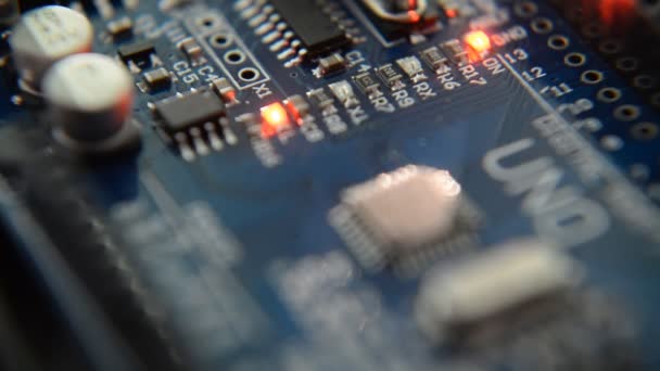 Ufa Rusia Enero 2019 Arduino Uno Pcb Board Microcontroller Programming — Vídeos de Stock