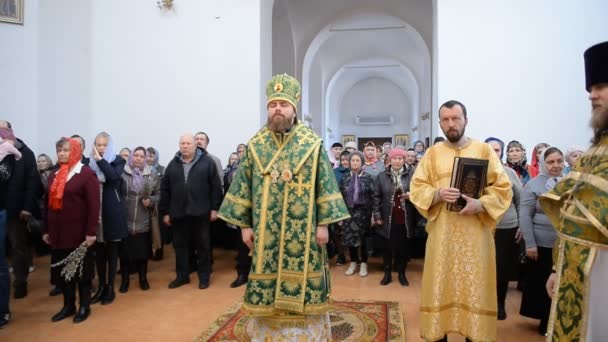 Birsk Russia Aprile 2019 Liturgia Nella Chiesa Ortodossa Russa Sacerdoti — Video Stock