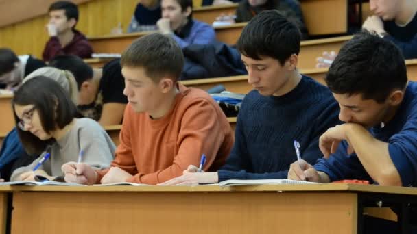 Oufa Russie Avril 2017 Étudiants Université Etat Bachkir Grand Public — Video