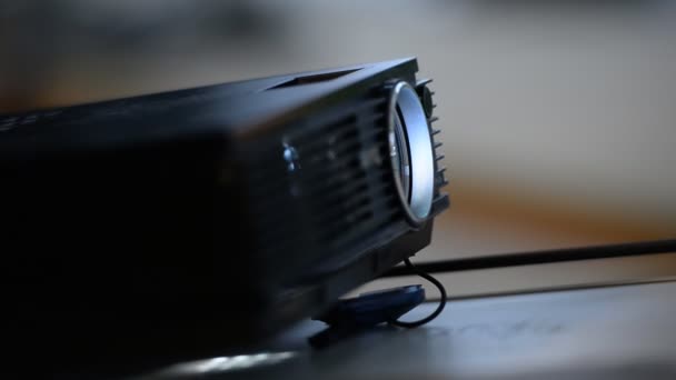 Sunumu Projektör Yakın Çekim — Stok video