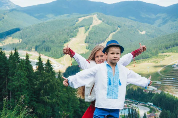 Brother Sister National Clothes Mountains Children Travel Beautiful Boy Beautiful — Stock Photo, Image