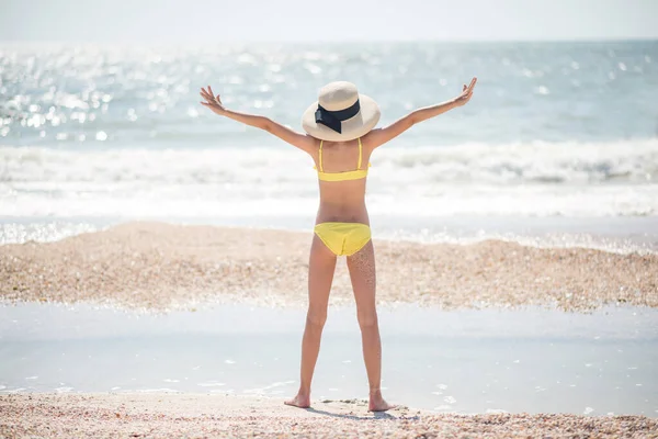 Ung Kvinde Bikini Pigen Med Hatten Smuk Pige Med Langt - Stock-foto