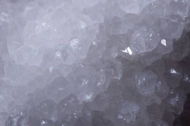 Gerçek makro fotoğraf. Doğal beyaz kristal.. 