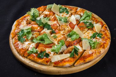 Pizza Sezar. Sezar salatası fincan Pizza