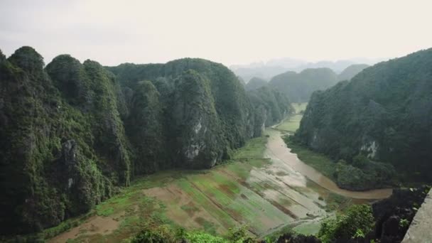 越南宁边的杭州穆阿峰景观 — 图库视频影像