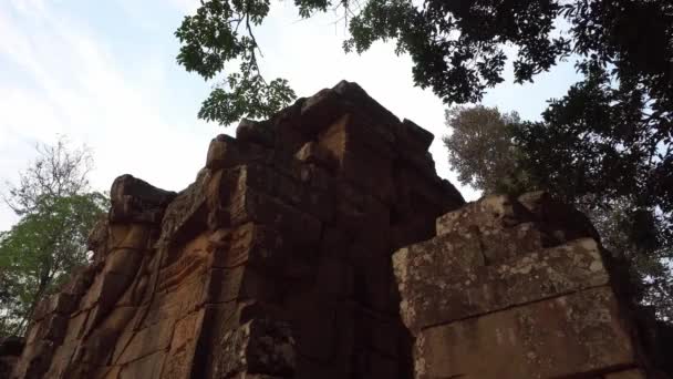 Ruiny opuszczonej świątyni - Angkor Wat 4k — Wideo stockowe