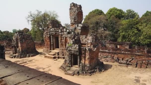 Siem Reap, Camboja. Ruínas do Templo de Abandono - Angkor Wat 4k — Vídeo de Stock