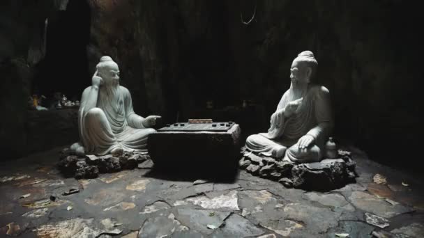 Stone statues in Vietnam Asia cave — Stock Video