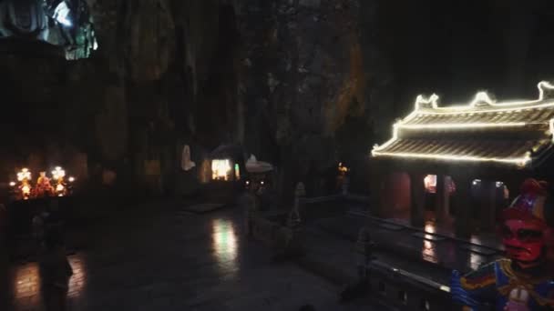 Stone statues in Vietnam Asia cave — Stock Video