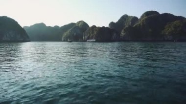 Halong Körfezi Vietnam Panoramik Manzarası