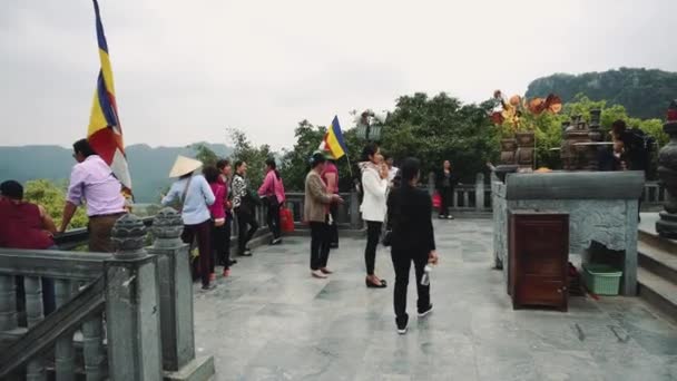 越南佛教宝塔白顶寺 — 图库视频影像
