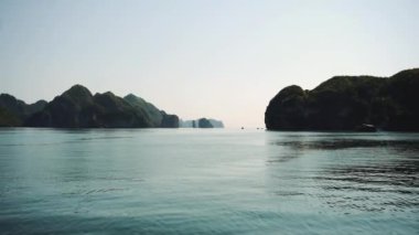 Halong Körfezi Vietnam Panoramik Manzarası