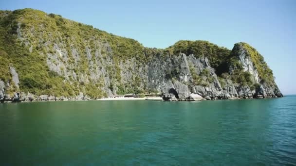 Vue panoramique de la baie d'Halong Vietnam